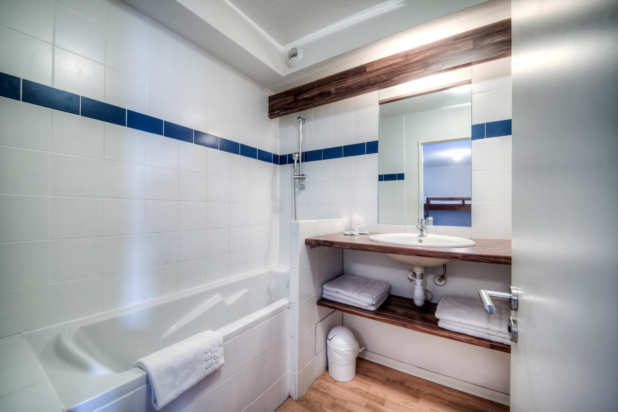 Comfort Aparthotel Lourdes L'Acacia מראה חיצוני תמונה